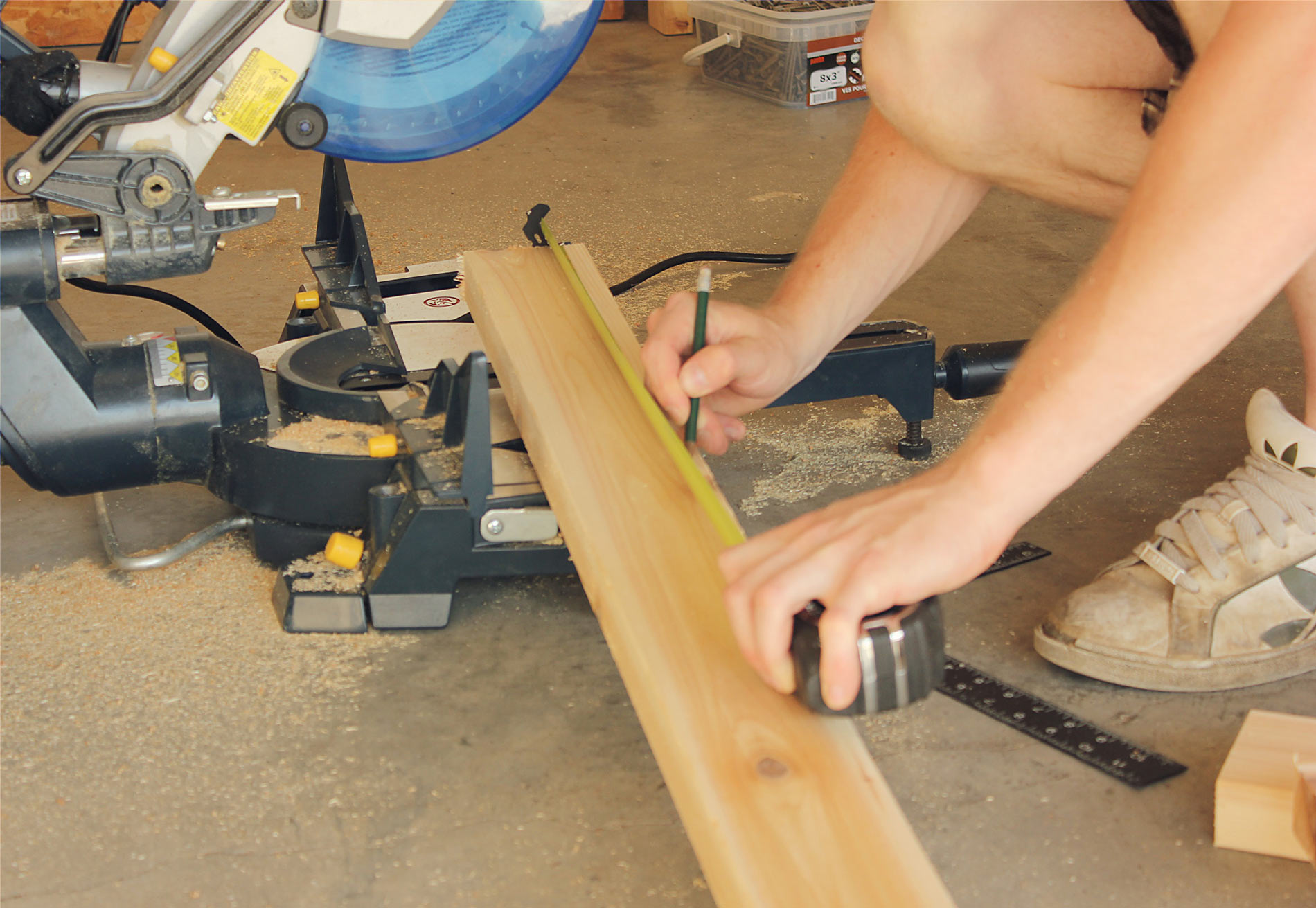 Cedar-Bench-Measureing-Cuts