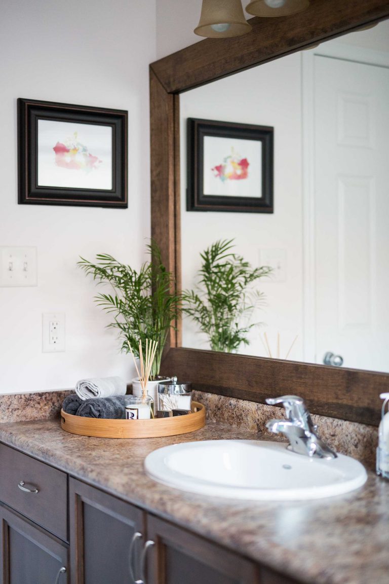 Before & After // Main Bathroom Refresh